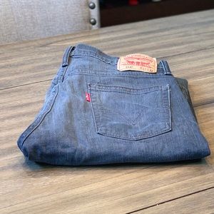 Levi’s 514 jeans
